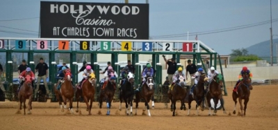 Wide Open Field of Seven Set for $30,000 Violet Handicap